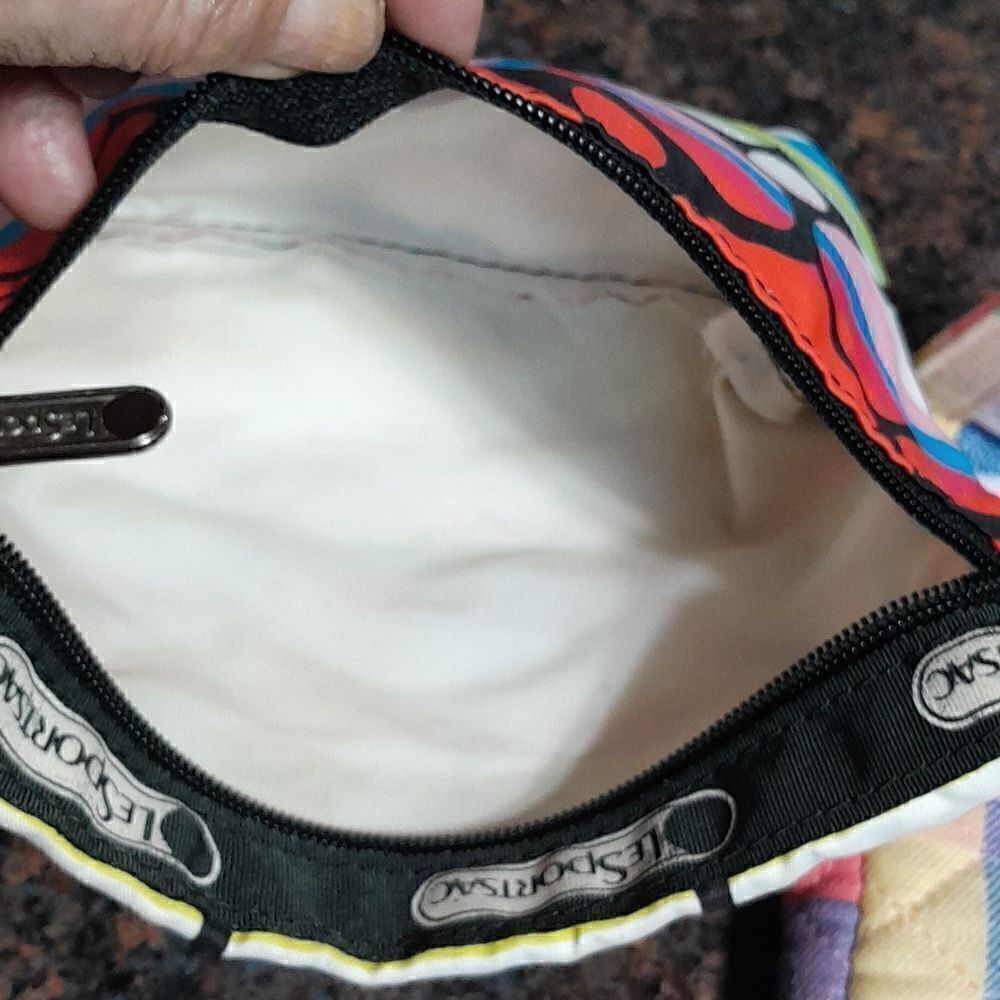 5 Assorted Keepers...Probably New...Assorted Sizes and Patterns. - Picture 8 of 11